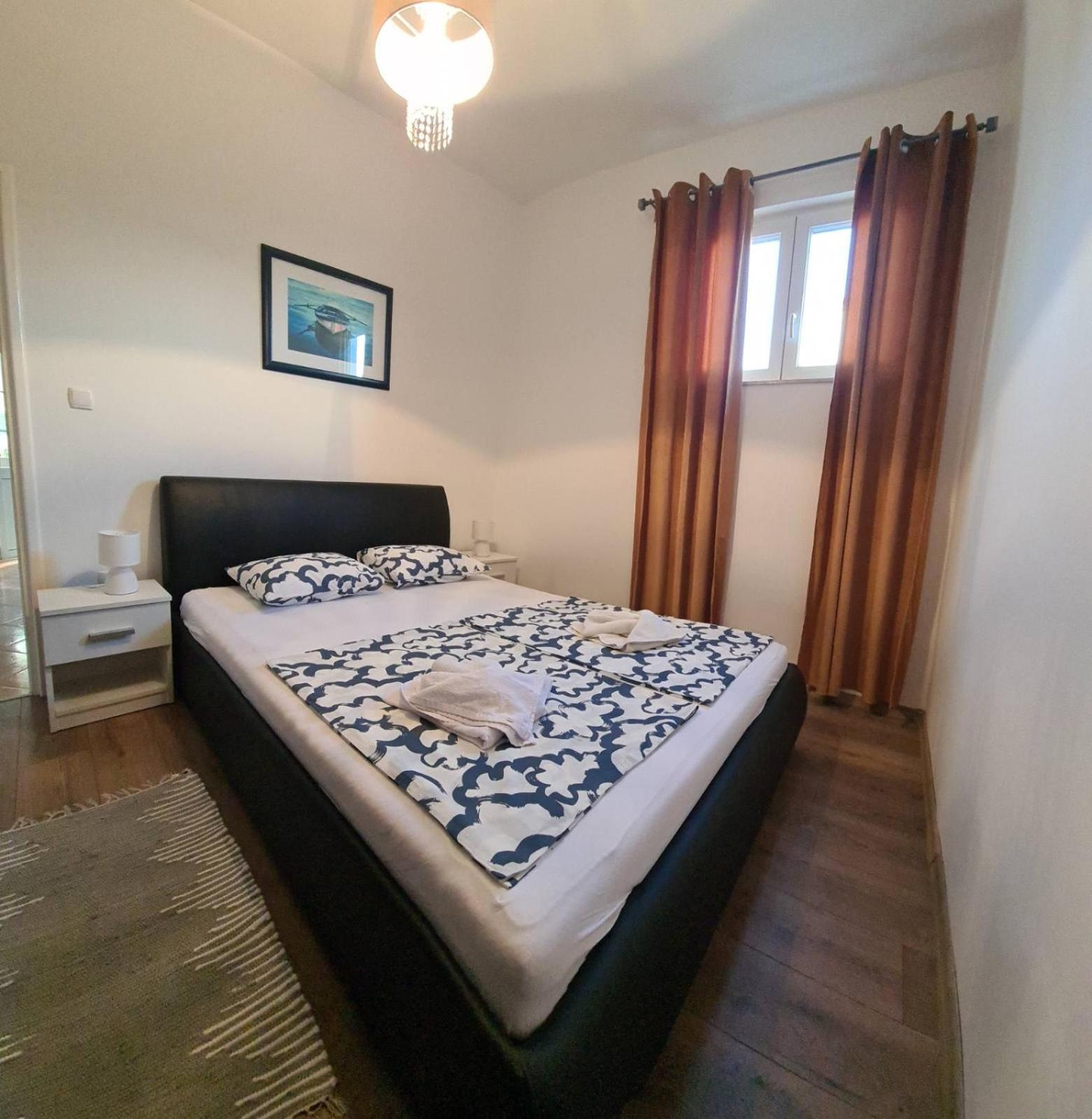 Apartmani B&S Barbat na Rabu エクステリア 写真